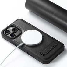 Charger l'image dans la galerie, Casekis MagSafe Leather Stand Phone Case Black