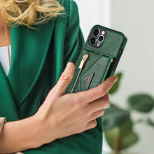 Charger l'image dans la galerie, Casekis Crossbody Strap Leather Magnetic Wallet Phone Case Green