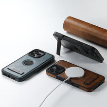 Cargar imagen en el visor de la galería, Casekis MagSafe Leather Stand Phone Case Brown
